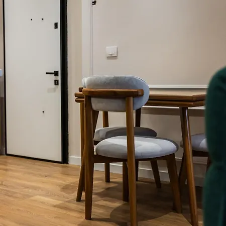 Metropolitan Living 1br By Pikhost Apartament